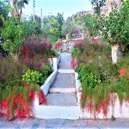 Sunset Mavi Tatil Evi Turgutreis