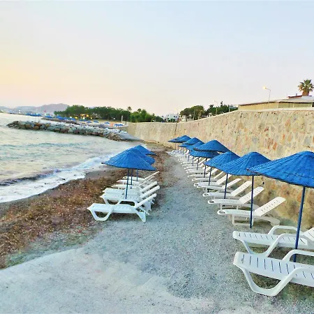 Sunset Mavi Tatil Evi *
